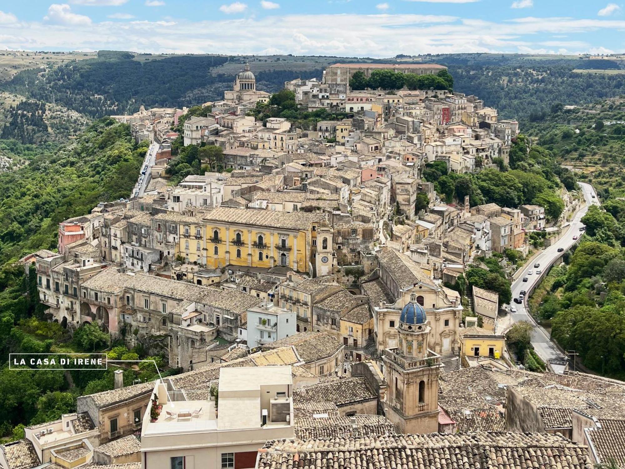 La Casa Di Irene - Suites Con Vista Ragusa Eksteriør bilde